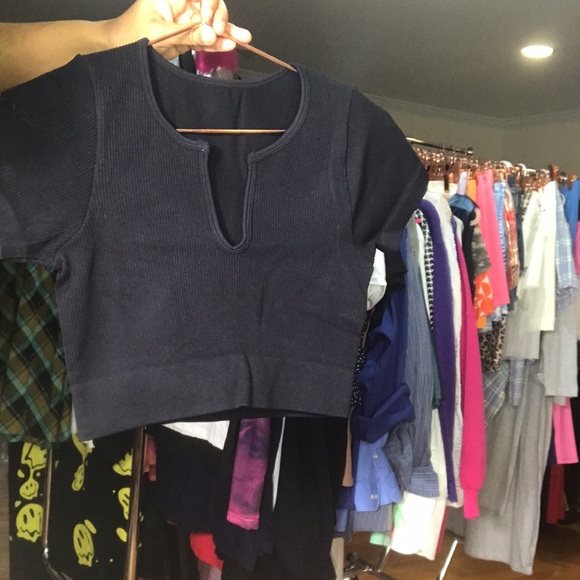 Callie Lives Mauve Brown Athleisure Multi-Ribbed Bodycontouring Cap Sleeve Top - Picture 2 of 2